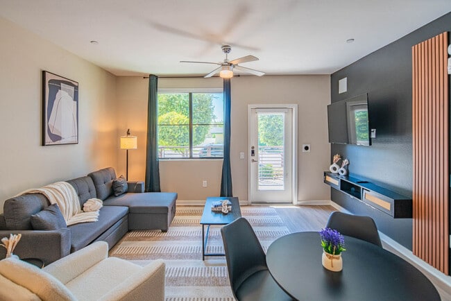 Building Photo - 777 E Stella Ln Unit ID1263063P