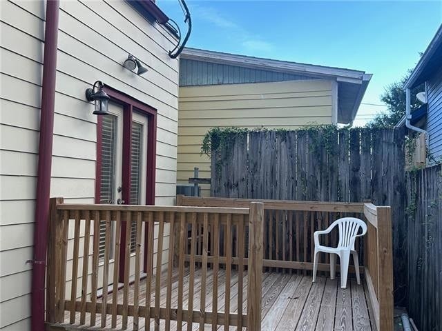 Photo - 3015 St Peter St