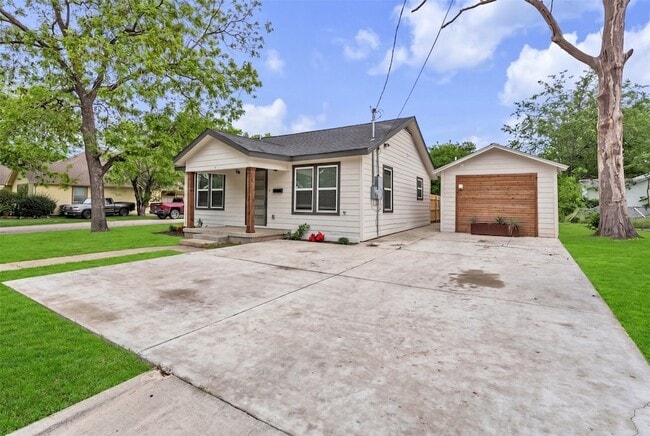 Photo - 601 Pearson Ave