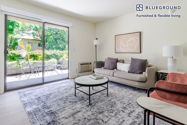 Building Photo - 1600 Villa St Unit FL1-ID1858