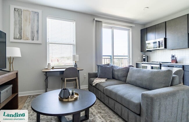 Building Photo - 545 Foster St Unit 523.1406141