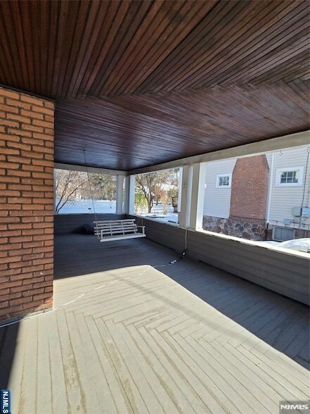 Photo - 145 Christie St
