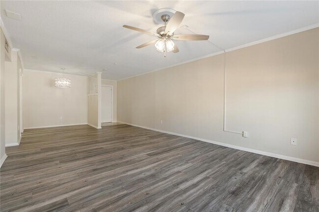 Photo - 2704 Whitney Pl Unit 815