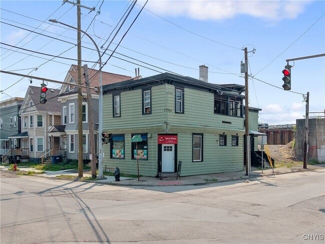 Building Photo - 600 Burnet Ave