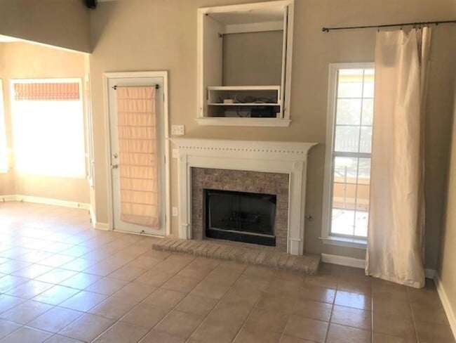 Photo - 9291 N Fairmont Cir