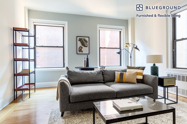 Photo - 952 5th Ave Unit FL4-ID425