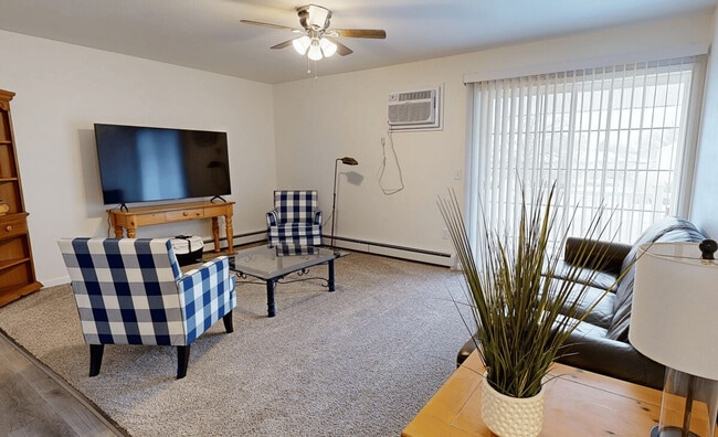 Building Photo - 1603 Green Forest Run Unit ID1253110P