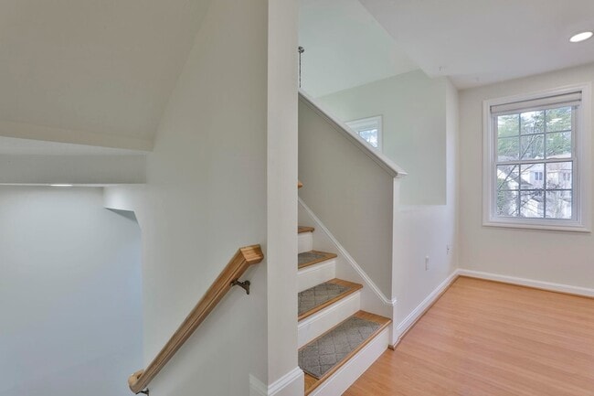 Photo - 92 Barrington Ave