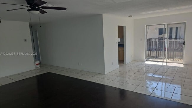 Photo - 5300 NW 18th Ct Unit 4I