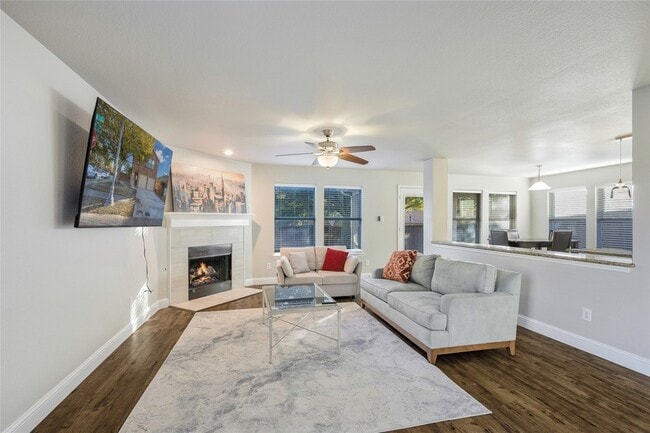 Photo - 10101 Benwick Dr