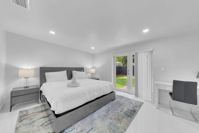 Photo - 4288 SW 9th St Unit SI ID1628861P