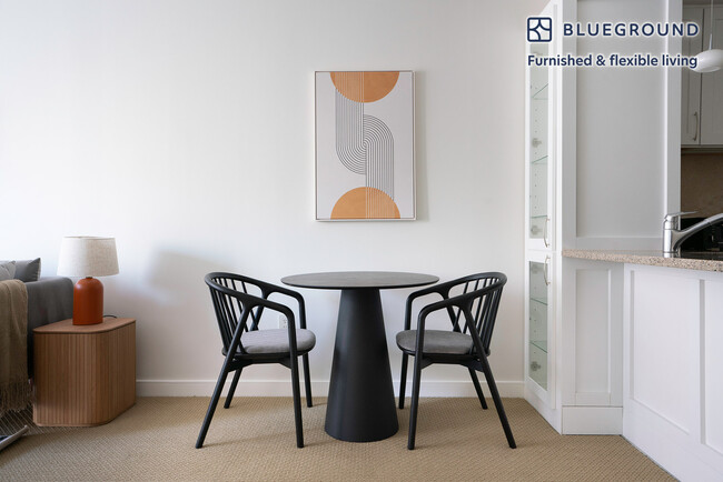 Photo - 425 8th St NW Unit SI FL5-ID1044