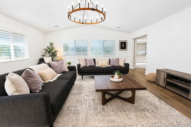 Photo - 1404 Highridge St