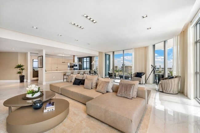 Photo - 17301 Biscayne Blvd Unit PH 7