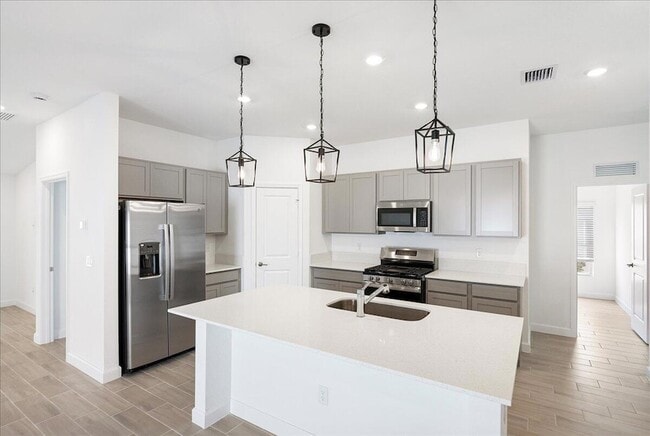 Photo - 6331 Windwood Wy