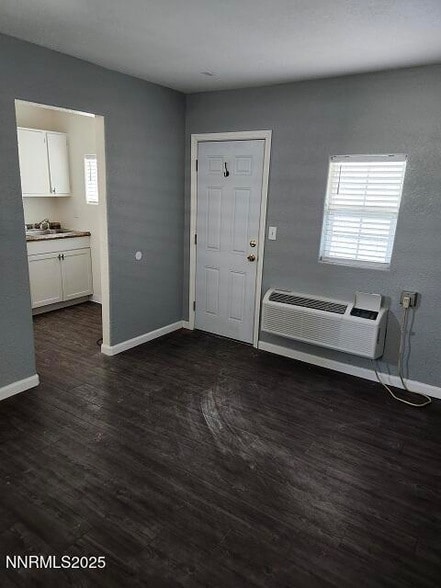 Photo - 1145 Cornell Ave