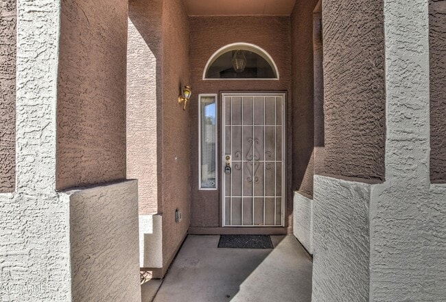 Photo - 6660 E Riverdale St