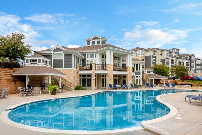 Photo - MAA Denton Pointe