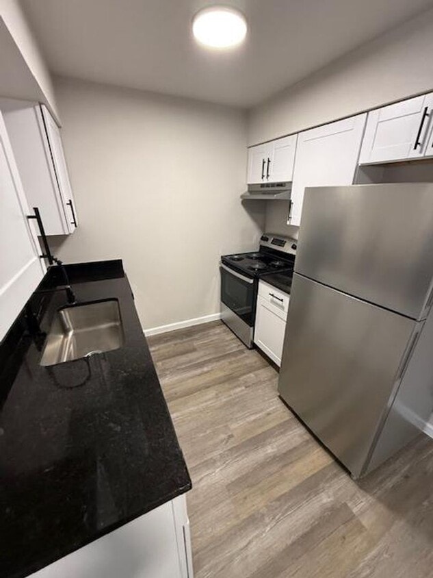 Floor Plan - Lakewood Garden Apartments