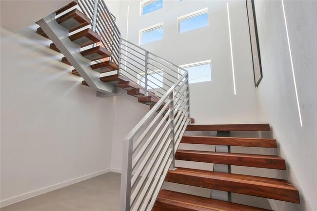 Photo - 3939 Higel Ave