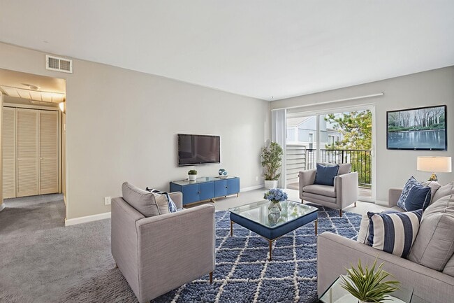 Photo - Glen at Lakewood