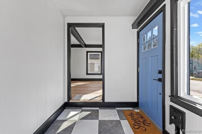 Photo - 2120 Wrenson St