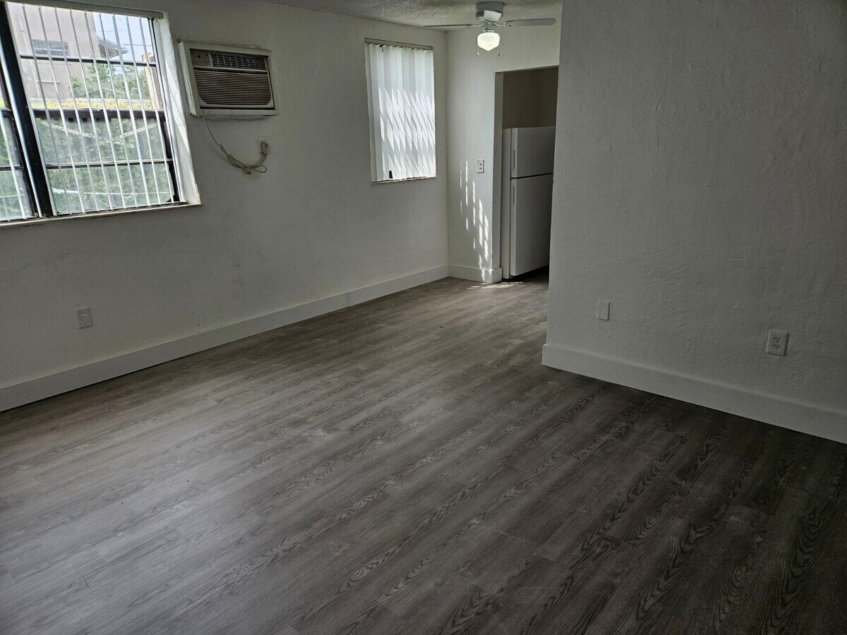 Photo - Swezy Realty