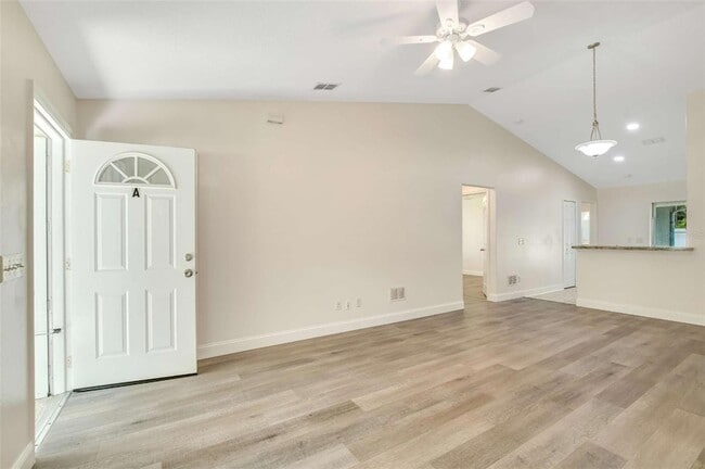 Photo - 51 Wellwood Ln
