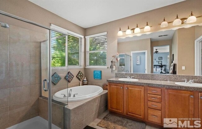 Photo - 2481 Hibernica Ln