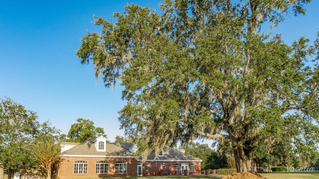 Photo - Hickory Hills