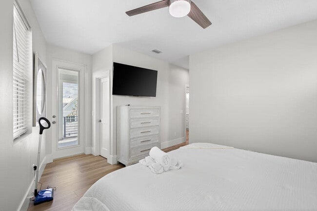 Photo - 106 1st St N Unit SI ID1591541P