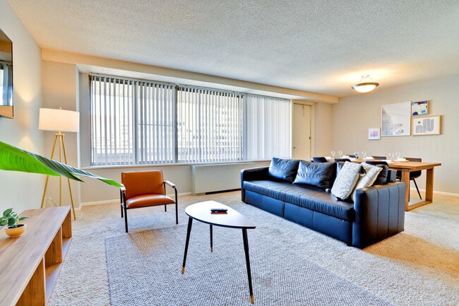 Building Photo - 2111 Richmond Hwy Unit FL12-ID1022383P