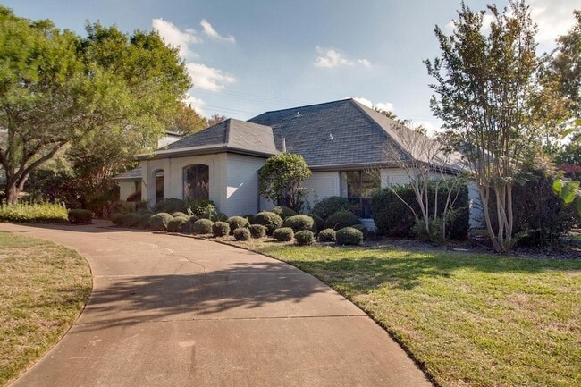 Photo - 1335 Glen Cove