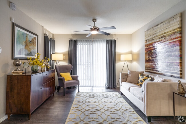 Photo - Huntington Glen