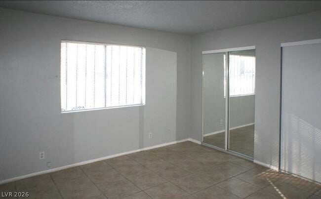 Photo - 2762 Sidewinder Ln