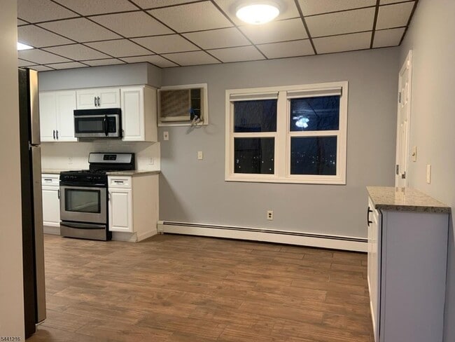 Photo - 313 Hackensack St Unit 2