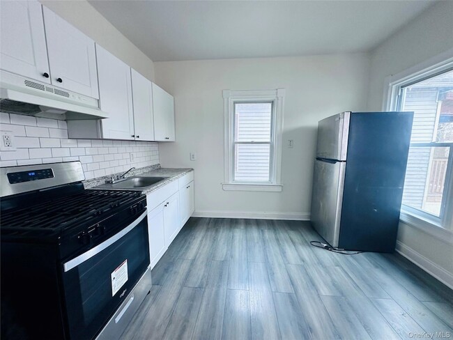 Photo - 80 N Hamilton St Unit 2