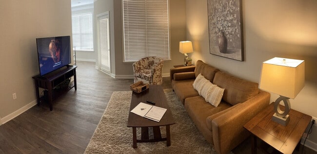 Building Photo - 1024 Cranbrook Dr Unit ID1344171P