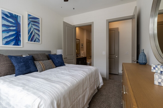 Photo - Charleston at Fannin Station