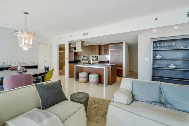 Photo - 495 Brickell Ave Unit 4204