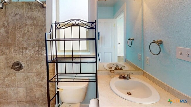 Photo - 1240 Honor Ln