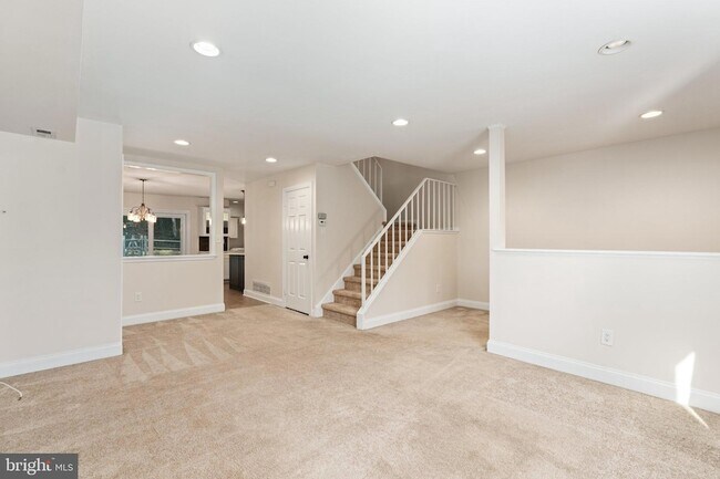 Photo - 3491 Coventry Pl
