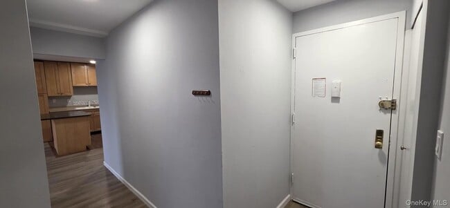 Photo - 3240 Netherland Ave Unit 5B