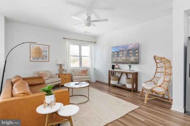 Photo - 308 Douglas Ave