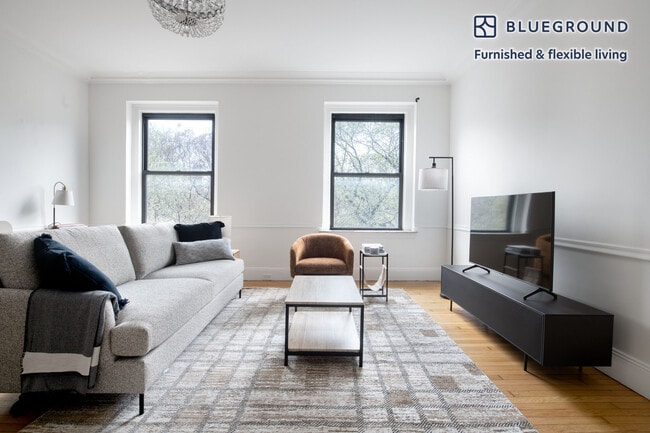 Photo - 952 5th Ave Unit SI FL4-ID1121