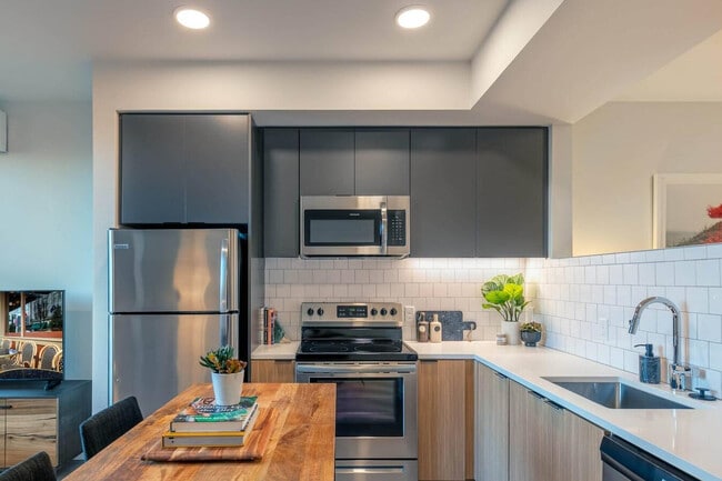 Photo - 1378 NW 18th Ave Unit ID1280508P