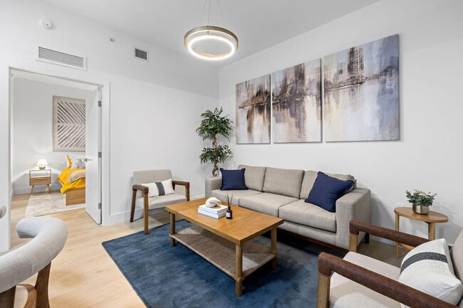 Building Photo - 1627 NW 1st St Unit ID1388872P