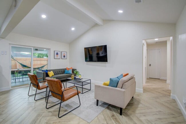 Photo - 16906 Barcelona Dr Unit ID1019600P