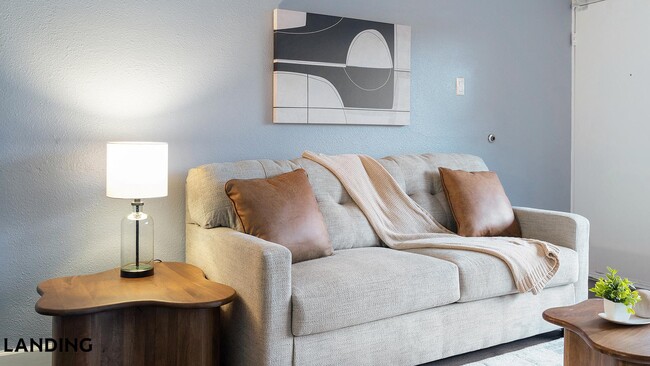 Building Photo - 2851 Maingate Village Cir Unit 1-205