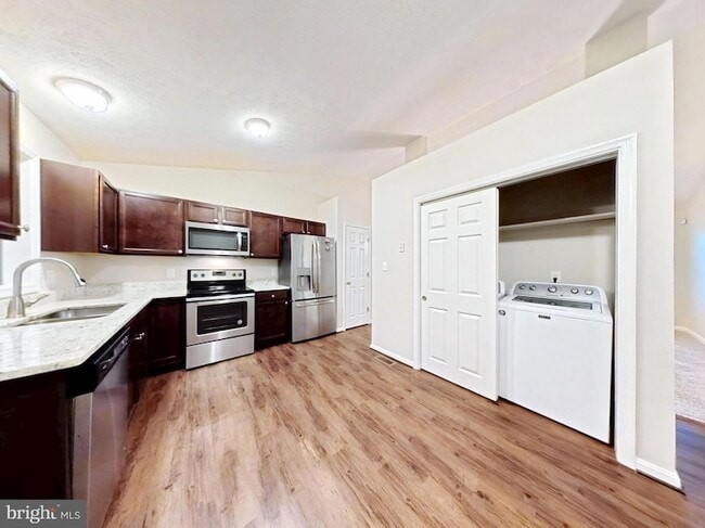 Photo - 204 Stratford Ave